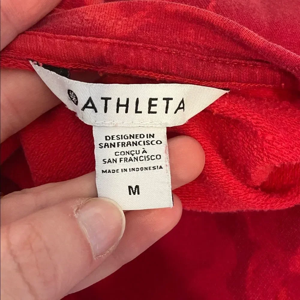 Athleta Red Large Floral Print Balance Pullover Sweatshirt Size Medium
